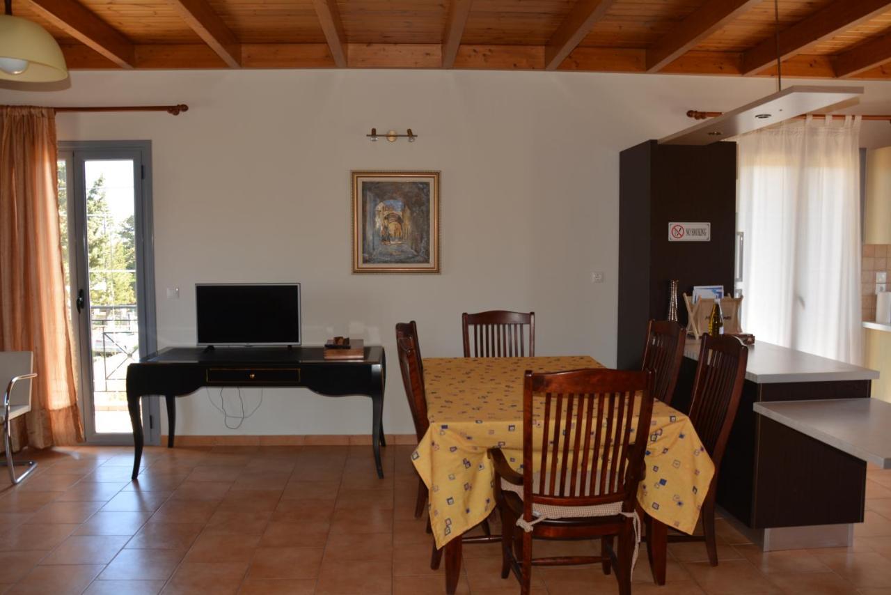 Lotus Sea View Apartments Lixouri Exterior photo