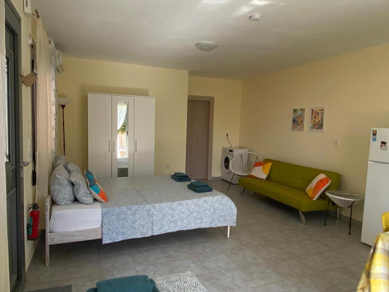Lotus Sea View Apartments Lixouri Exterior photo